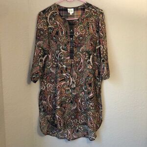 Fig & Flower Women's Tunic Top Medium Paisley Print Hi-Low Hem Plaid Details